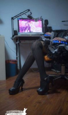 欧美内衣模特写图_高清免费观看最新