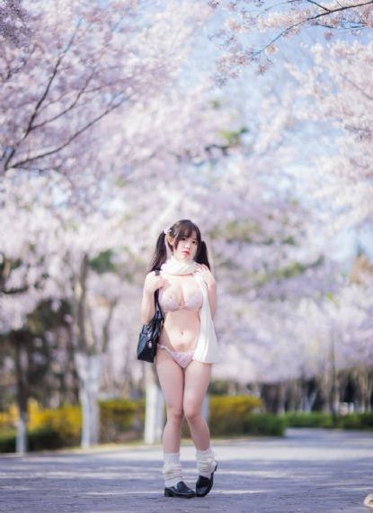 欧美大胆阴展图片图库_免费高清日本成人在线